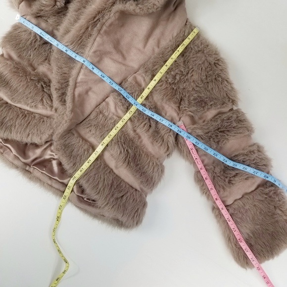 Chico's Faux Fur Sueded Cropped Jacket Size 0 Smal - Picture 5 of 6